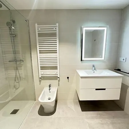 Jacinto Benavente 15, 3a Con Parking Gratis By Ybh * Виго