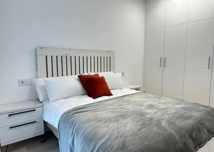 Jacinto Benavente 15, 3a Con Parking Gratis By Ybh Vigo