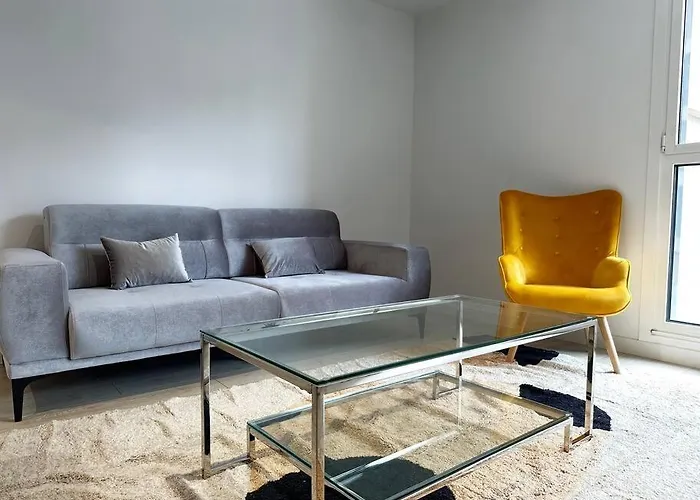 Jacinto Benavente 15, 3a Con Parking Gratis By Ybh Apartman *