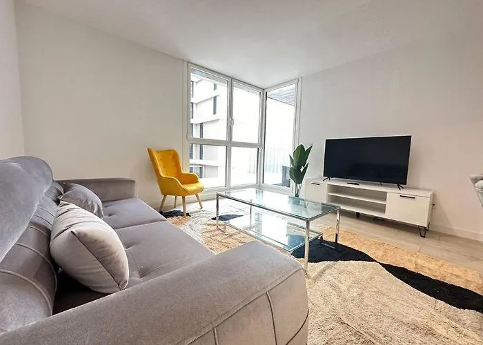 Jacinto Benavente 15, 3a Con Parking Gratis By Ybh * Vigo